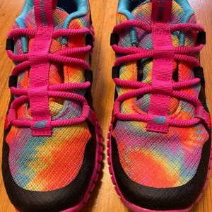 New Balance Playgruv sneakers worn twice!